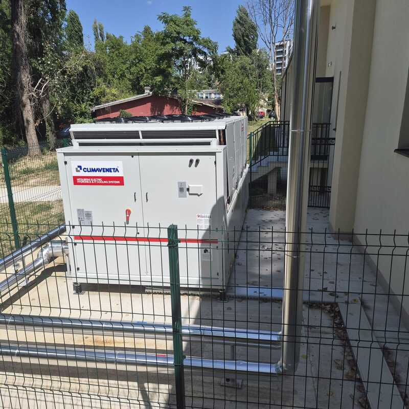 Chiller Climaveneta pentru climatizarea unei clădiri